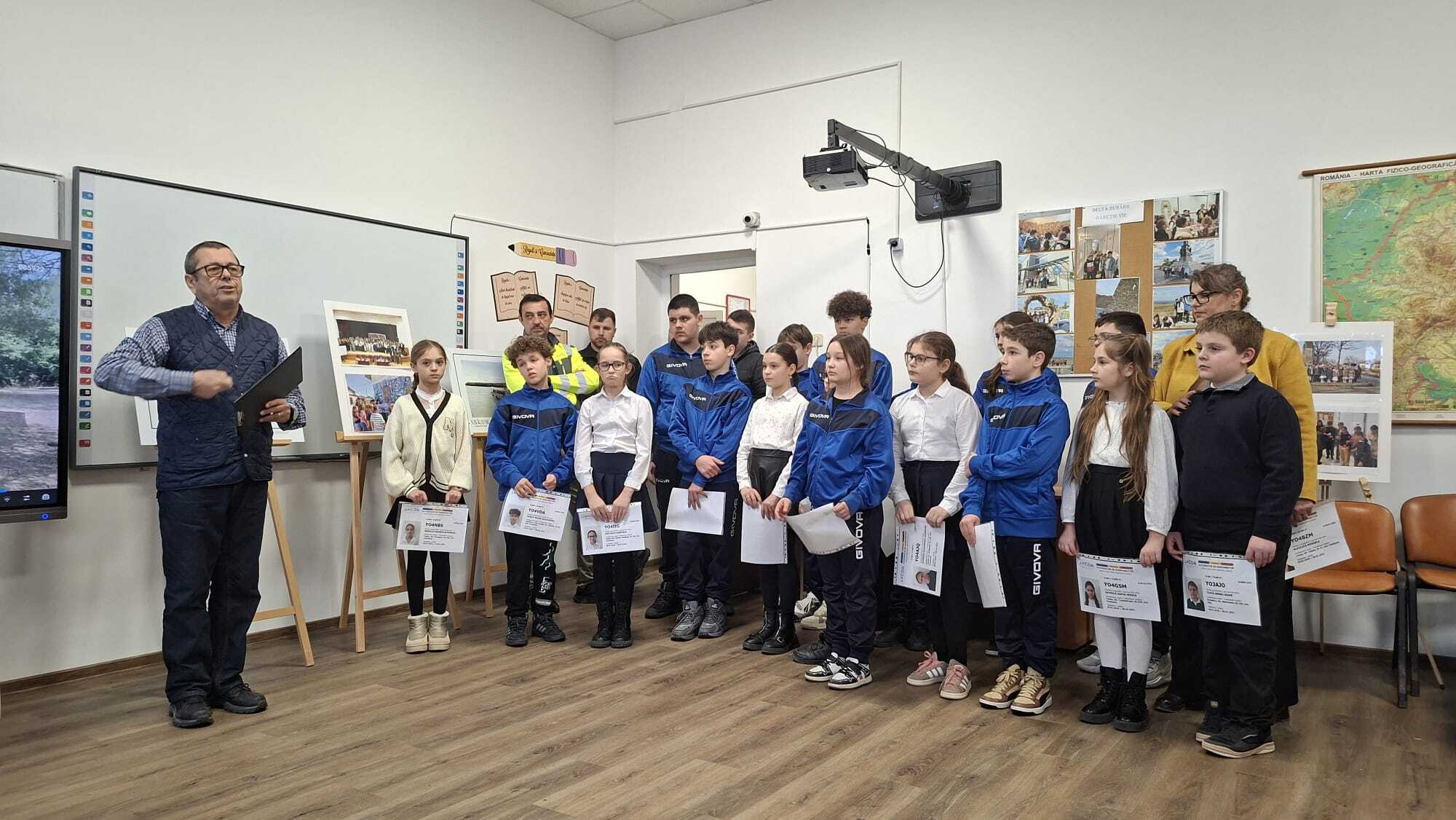 Primaria HarsovaAsociația RadioȘtiința